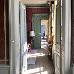 Chateau De - 1753 Bed and breakfast 4*