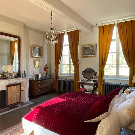 Chateau De - 1753 Frühstückspension 4*