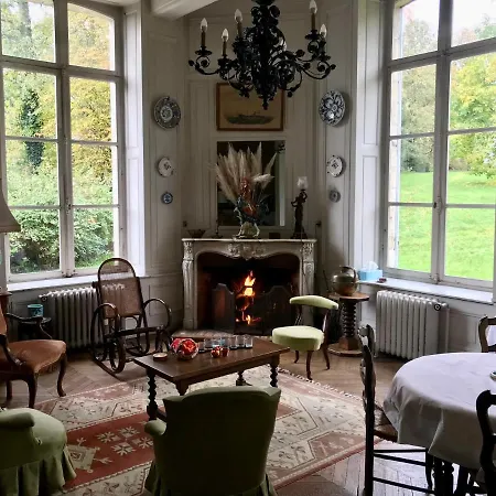 Chateau De - 1753 Frühstückspension 4*