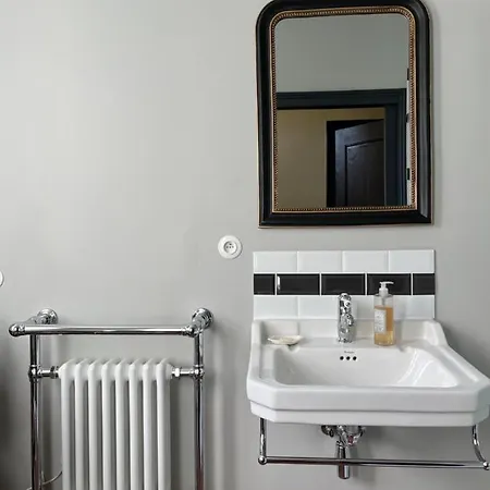 Frühstückspension Chateau De - 1753 4*