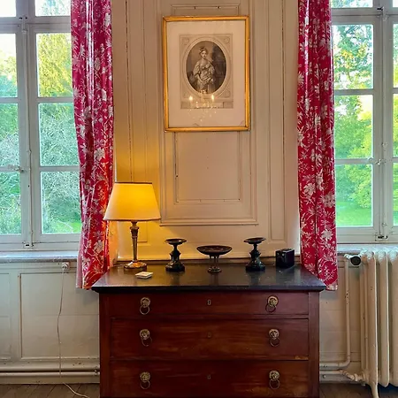 Chateau De - 1753 Frühstückspension Contay