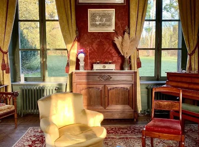 Bed & Breakfast Chateau De - 1753 Contay