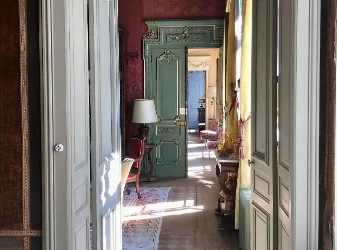 Chateau De - 1753 Frühstückspension 4*