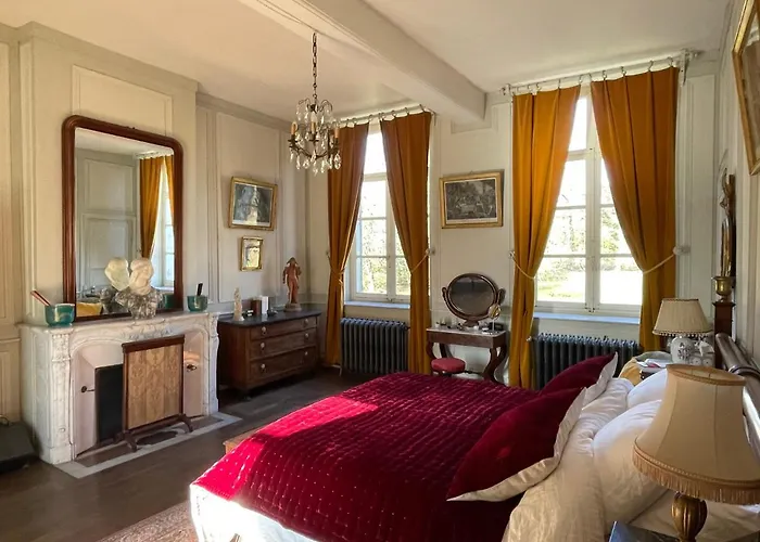 Chateau De - 1753 Bed & Breakfast 4*