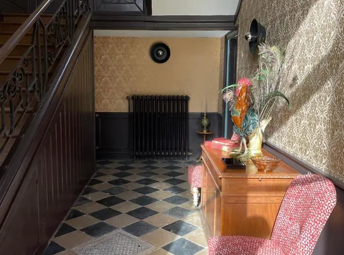 Chateau De - 1753 4* Contay