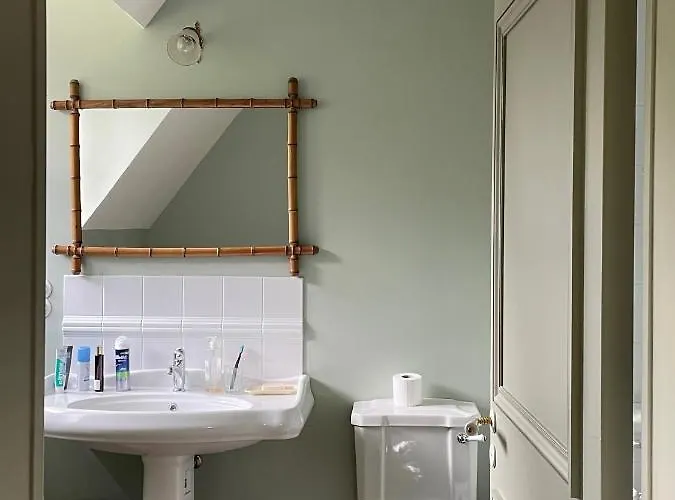 Chateau De - 1753 4*