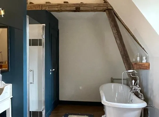 Chateau De - 1753 4*