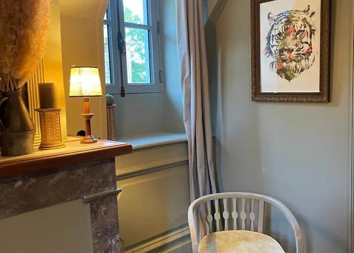 Chateau De - 1753 Frühstückspension 4*